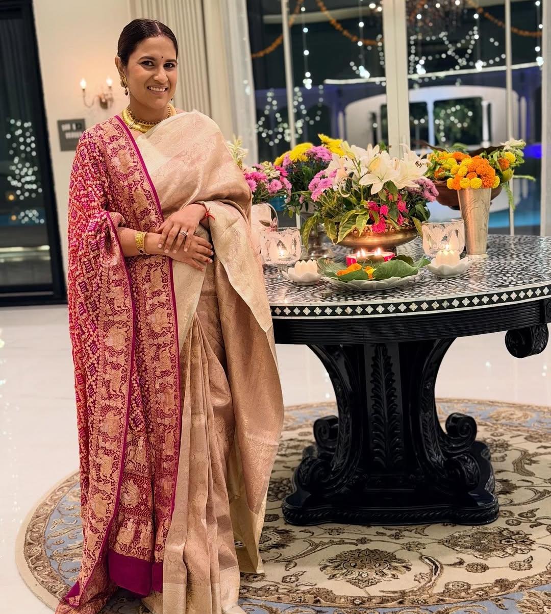 Dr. Anushree Pande at a saree event